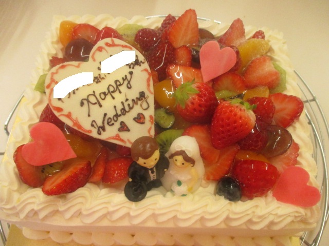 2026　フルーツいっぱい四角いケーキ！